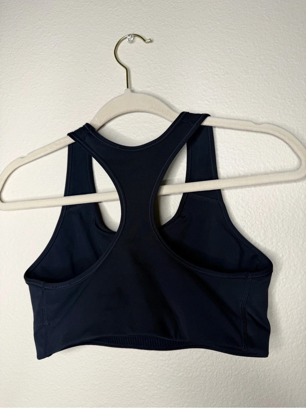 Nike Dry Women's Swoosh Black Sports Bra Size M Gym Workout Activewear Pilates